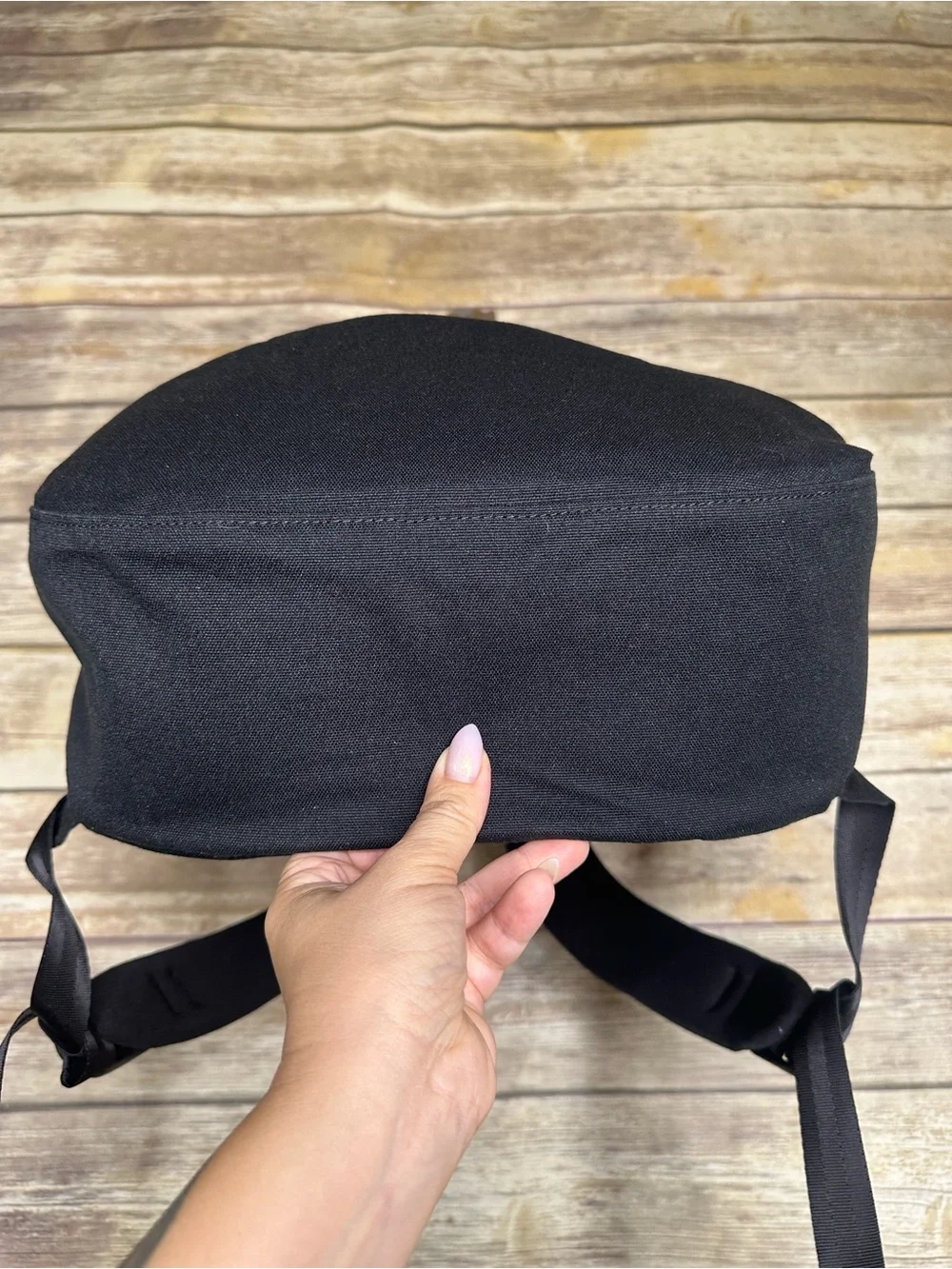 Vessi Astoria Backpack - 17L, Black